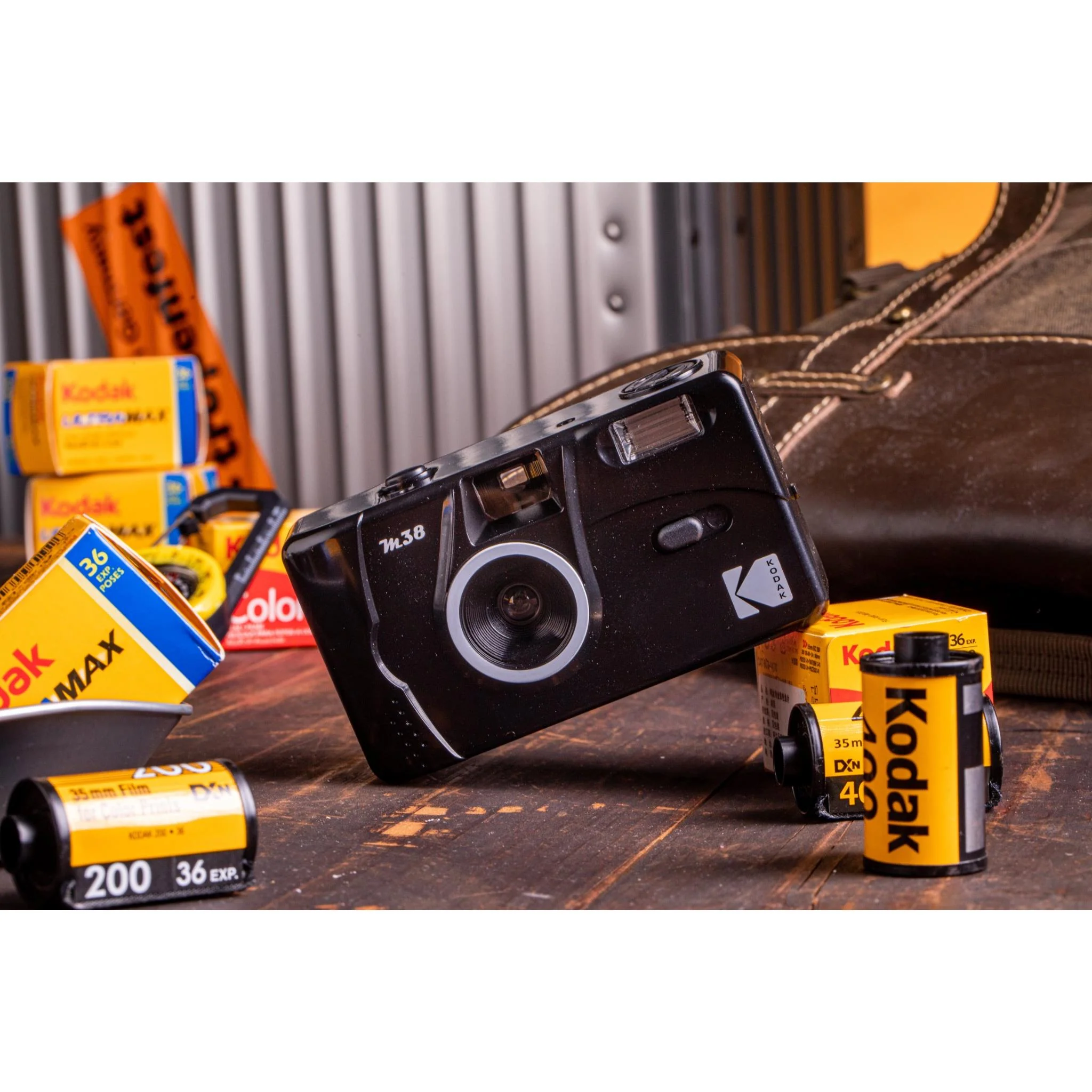 Kodak M38 Reusable 35mm Film Camera with Flash (Starry Black) - Image 8