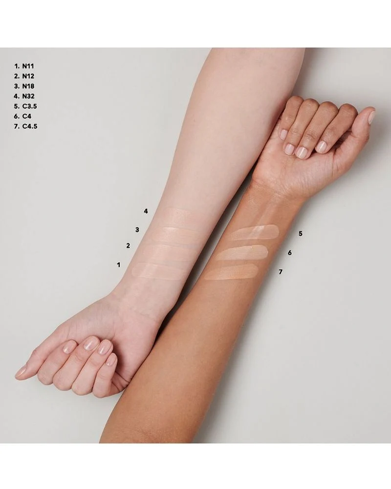 MAC SR SERUM-POWERED FOUNDATION C4.5 30ML - Image 3